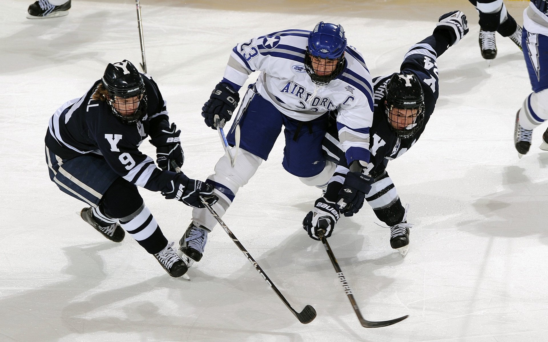 西甲裁判系统引入语义自动标注提升赛后复盘效率，西甲主裁判
